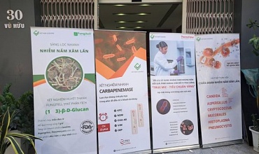 Báo Giá Làm Standee Tại TP.HCM Mới Nhất | Chi Tiết & Minh Bạch