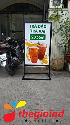 Mẫu Standee mới