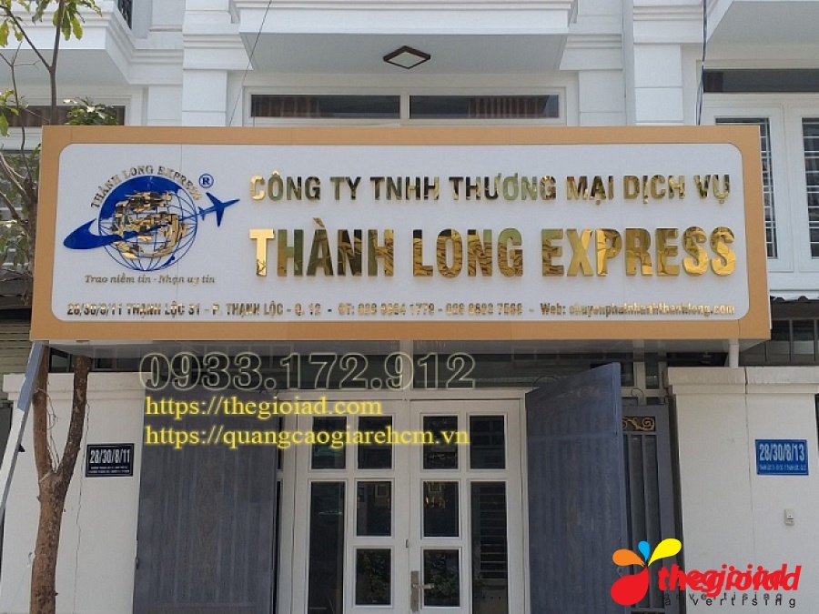 Bảng Hiệu Chữ Inox Vàng – góc nhìn 2