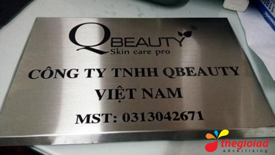 Bảng Công Ty Inox - Mica – góc nhìn 5