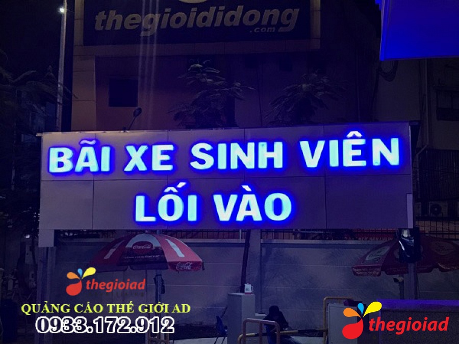 Ảnh bảng hiệu tham khảo từ bài viết Thế Giới AD