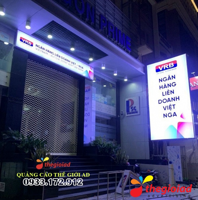 Ảnh bảng hiệu tham khảo từ bài viết Thế Giới AD
