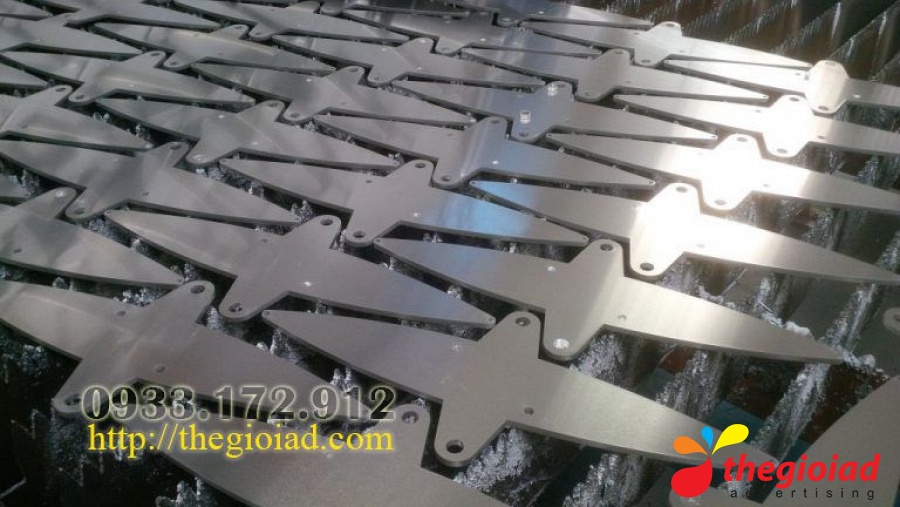 Ảnh bảng hiệu tham khảo – Cắt Inox, cắt kim loại theo bản vẽ tại Bình Chánh