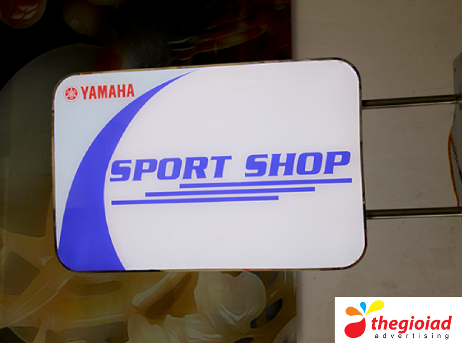Biển Yamaha Sport Shop khổ ngang và nền sáng