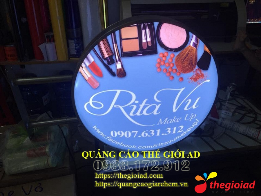 Biển tròn Rực Vị với hình món ăn và tên viết tay