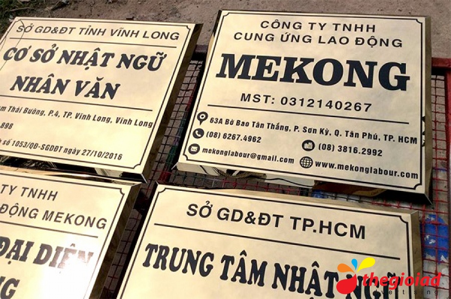 Bảng Inox Ăn Mòn – góc nhìn 1