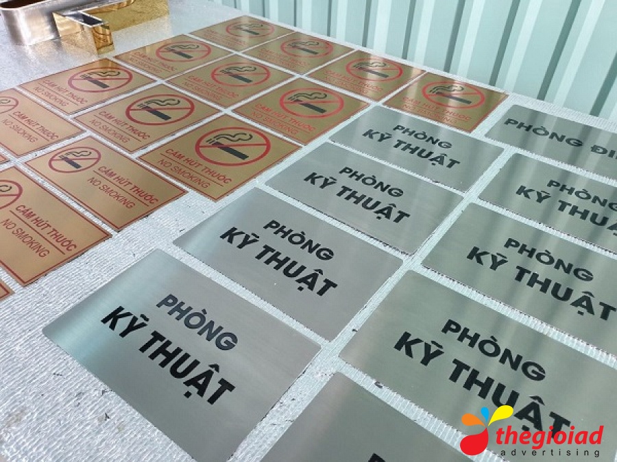 Bảng Inox Ăn Mòn – góc nhìn 8