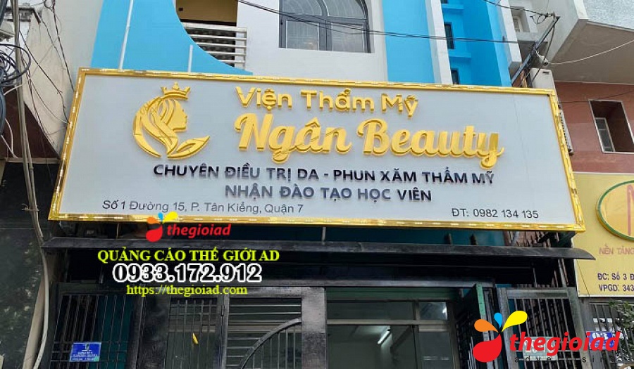 Ảnh bảng hiệu tham khảo từ bài viết Thế Giới AD