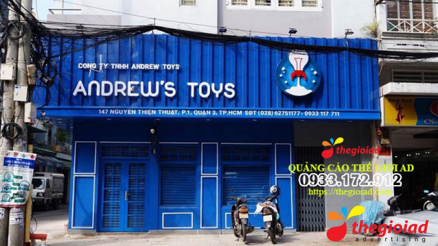 Ảnh bảng hiệu tham khảo từ bài viết Thế Giới AD
