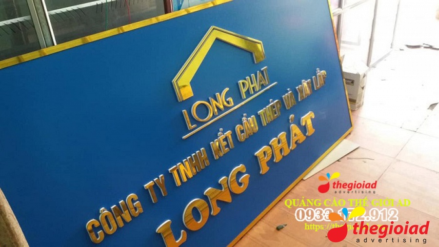 Ảnh bảng hiệu tham khảo từ bài viết Thế Giới AD