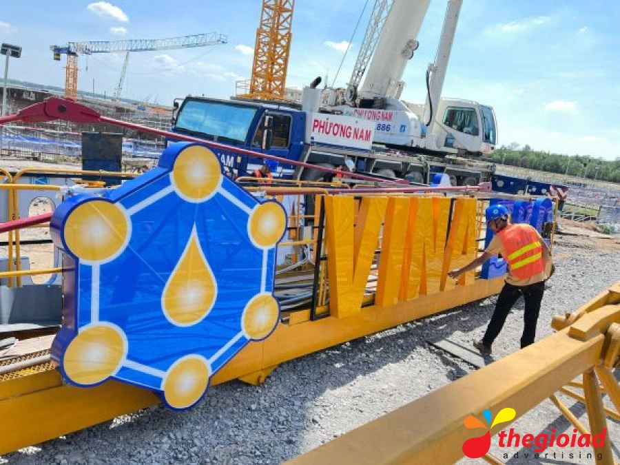 Ảnh bảng hiệu tham khảo – Thiết kế, thi công bảng hiệu quảng cáo Quận 7