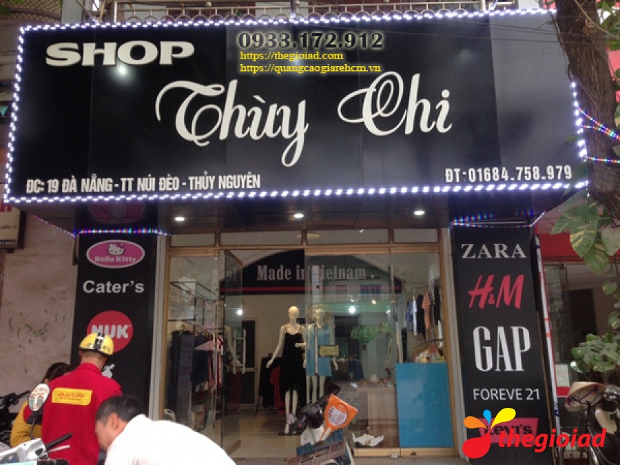 Hình bảng hiệu thời trang tham khảo – Mẫu bảng hiệu shop quần áo: chọn phong cách hợp mặt tiền