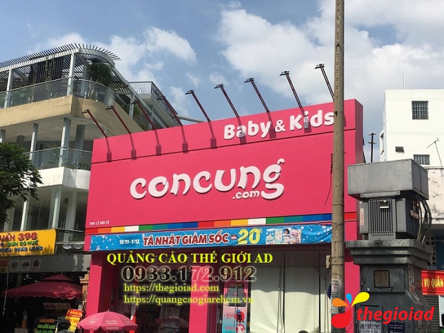 Hình bảng hiệu thời trang tham khảo – Mẫu bảng hiệu shop quần áo: chọn phong cách hợp mặt tiền