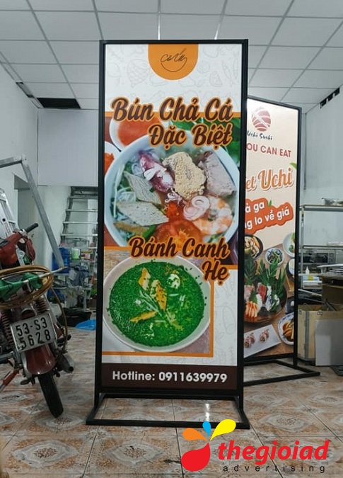 Bảng hiệu Standee – góc nhìn 12