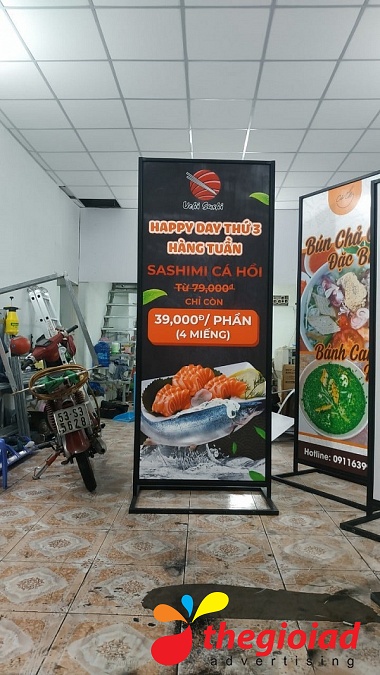 Mẫu Standee mới – góc nhìn 7