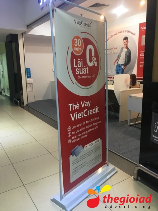 standee cao cấp
