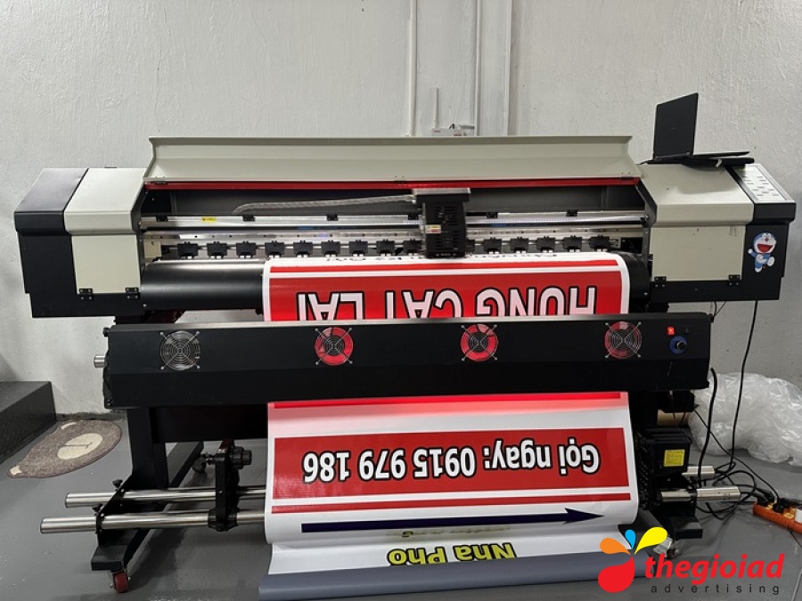 In UV cuộn 3M – góc nhìn 1