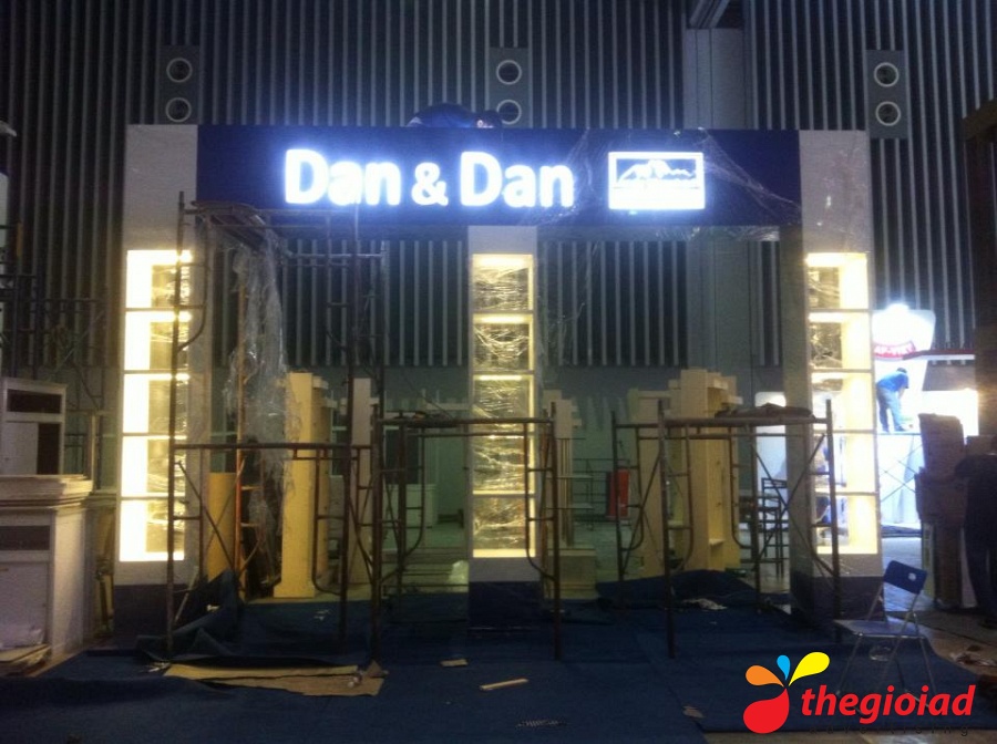 Gian hàng Công ty Dan & Dan – góc nhìn 1