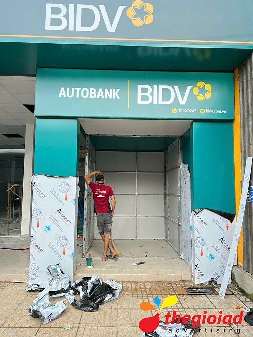 Bảng Hiệu Ngân Hàng BIDV – góc nhìn 3