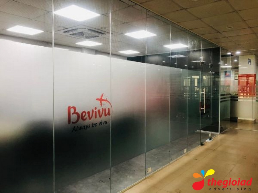 Decal dán kính – góc nhìn 5