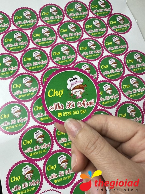 Decal tem nhãn, sticker, logo – góc nhìn 5