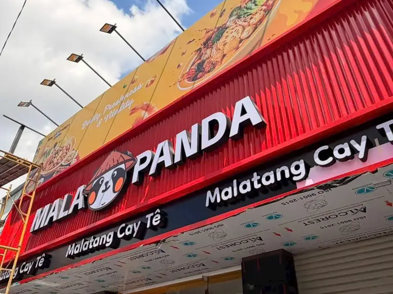 Bảng hiệu mặt tiền MALA PANDA
