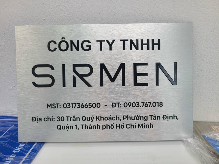 bảng công ty in uv