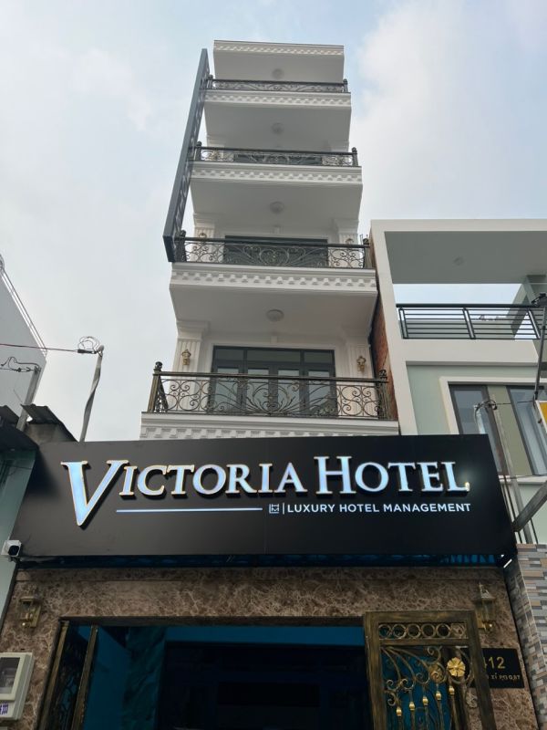 bảng hiệu alu chữ nổi