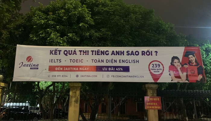 banner quảng cáo