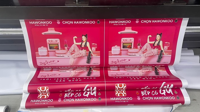bạt quảng cáo lớn