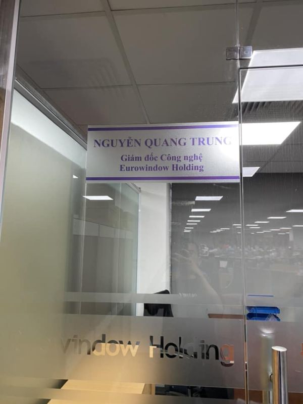 in decal quận 8