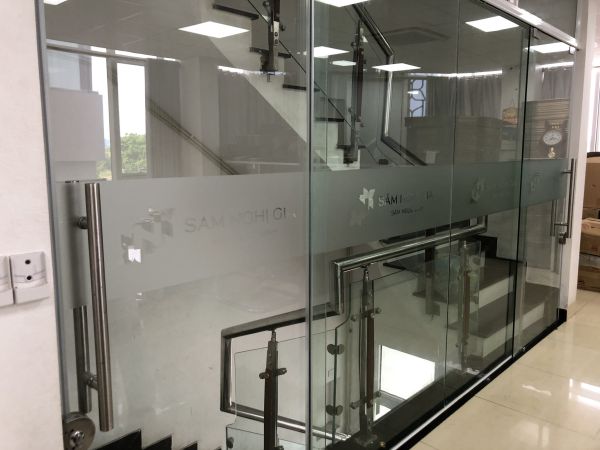 in decal quận tân phú