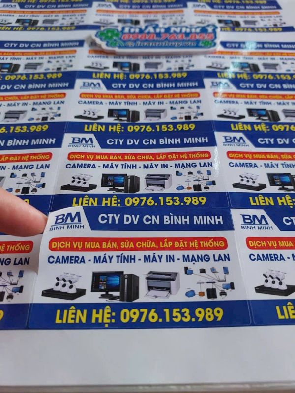 decal tem nhãn