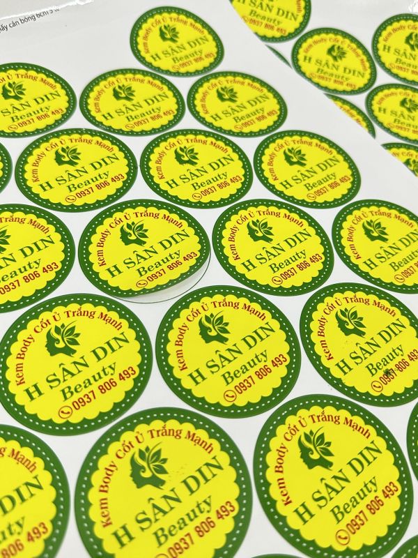 decal tem nhãn