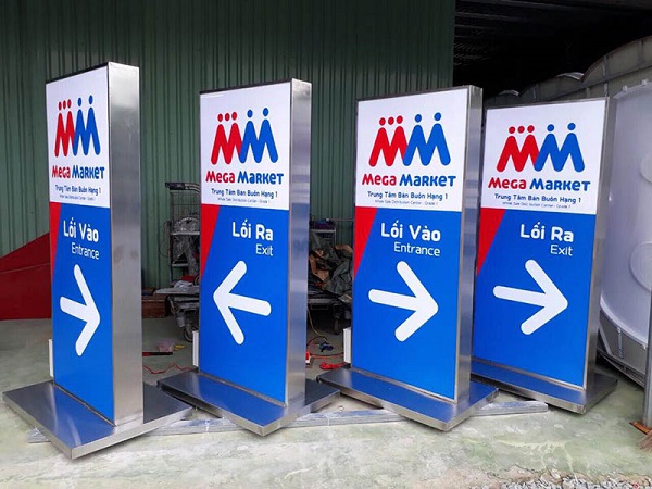 in hiflex standee in hiflex standee