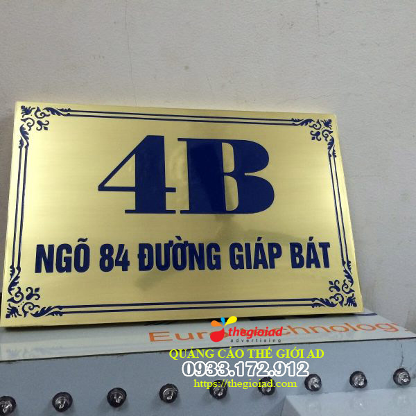 bảng inox ăn mòn