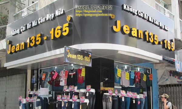 thi công làm biển hiệu cho shop đẹp