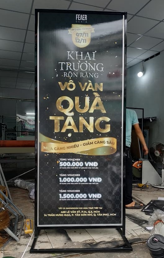 bảng hiệu standee đẹp