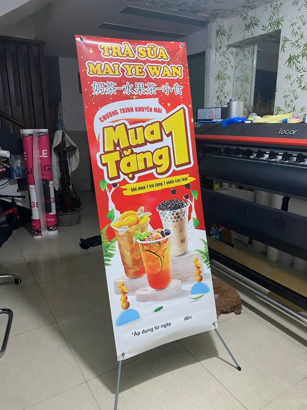 làm standee bình tân
