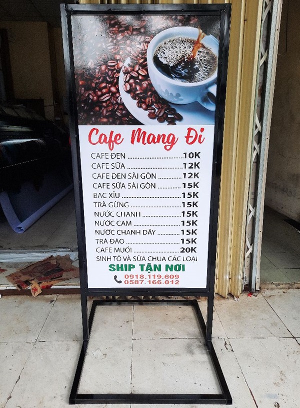 standee chân sắt standee chân sắt