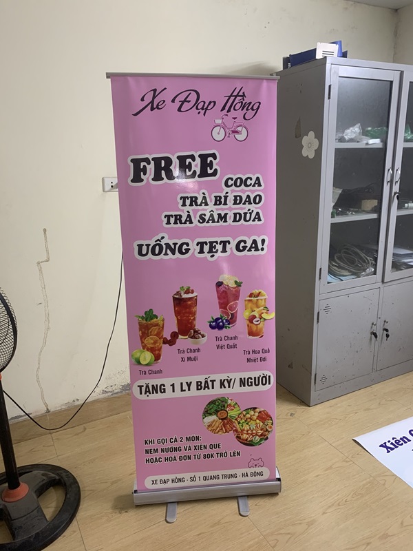 làm standee nhà bè