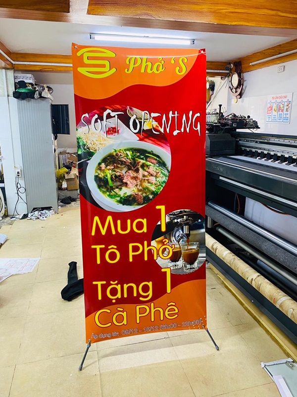 standee đẹp quận 10