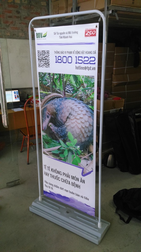 in standee quận 12
