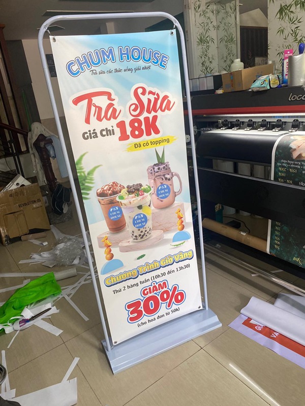 standee quận 8 đẹp