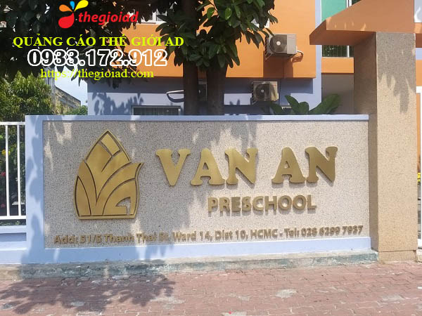 bảng quảng cáo chữ nổi inox
