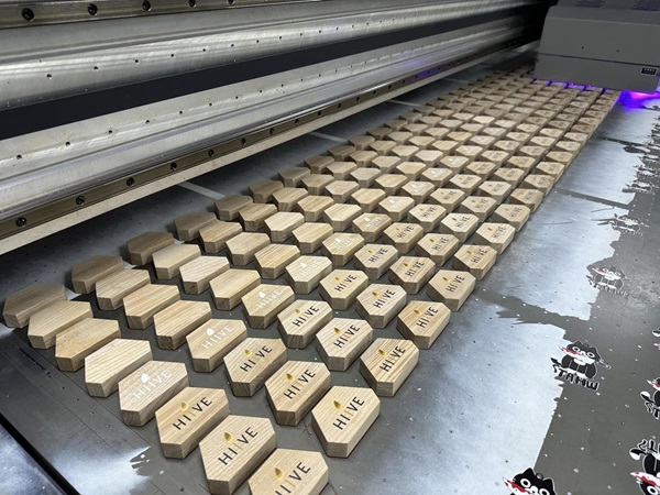 in uv gỗ in uv gỗ